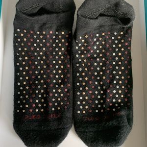 Pure Barre grip socks, medium